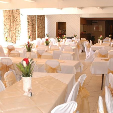 Western Inn Хюстън Екстериор снимка